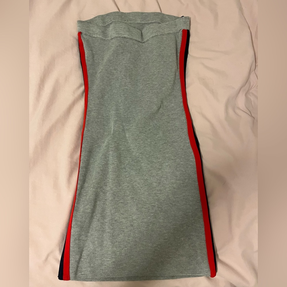 Strapless dress